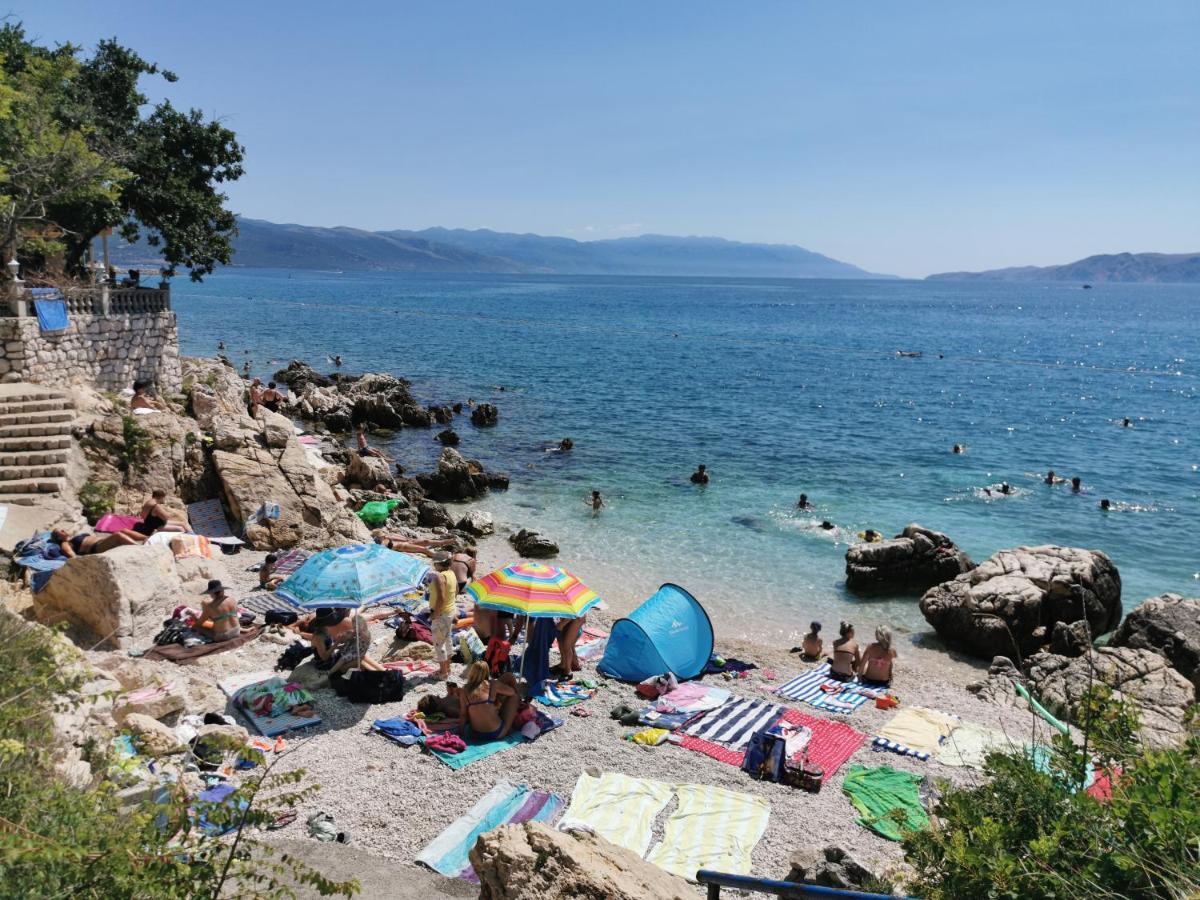 Villa Clara Apartments Kvarner Novi Vinodolski Exteriér fotografie